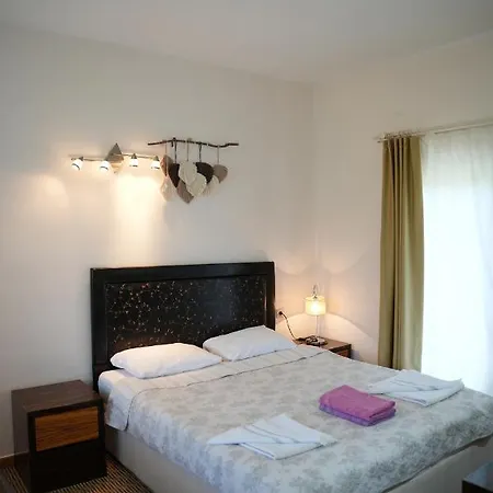 Sofia Aparthotel 3*