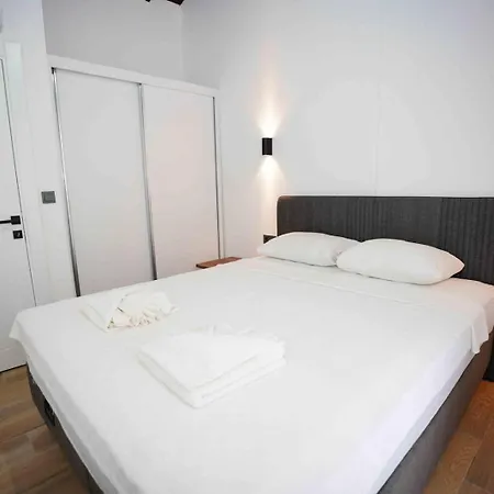 Sofia 公寓式酒店 3*